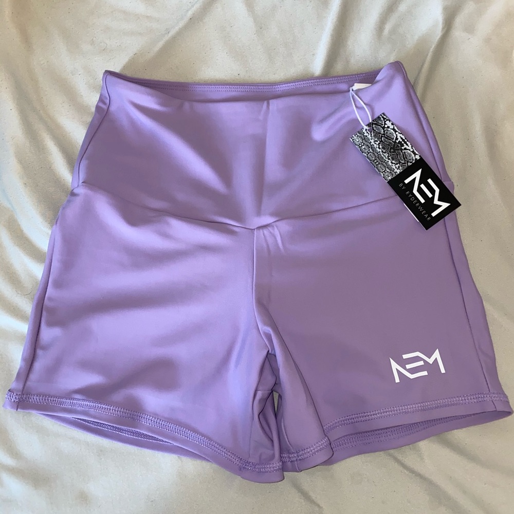 SOLD RYDERWEAR NEM scrunch bum/butt shorts NWT